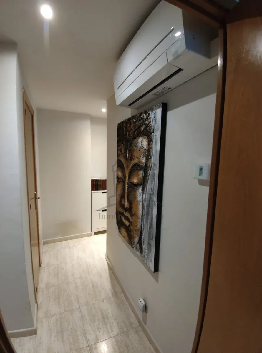 🏡 Appartamento in affitto a Girona, esposto a sud e con terrazza – Luce naturale e spazio per tutta la famiglia