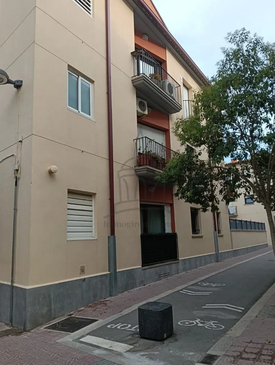 🏡 Appartement te koop in het centrum van Palamós, 2 slaapkamers, gemeenschappelijk zwembad en onovertroffen locatie!