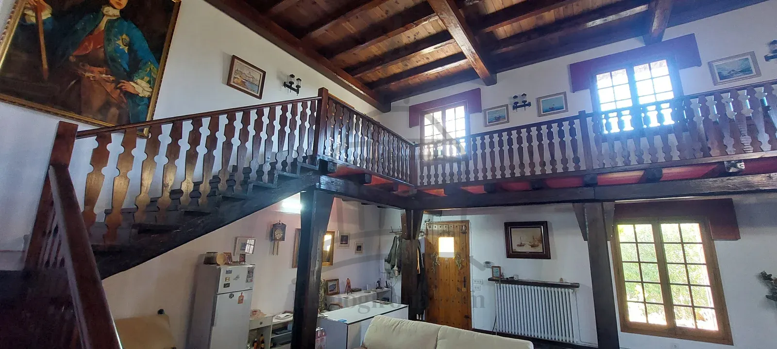 Majestuosa Masía en el Alt Empordà con 2,1 Hectáreas de Terreno
