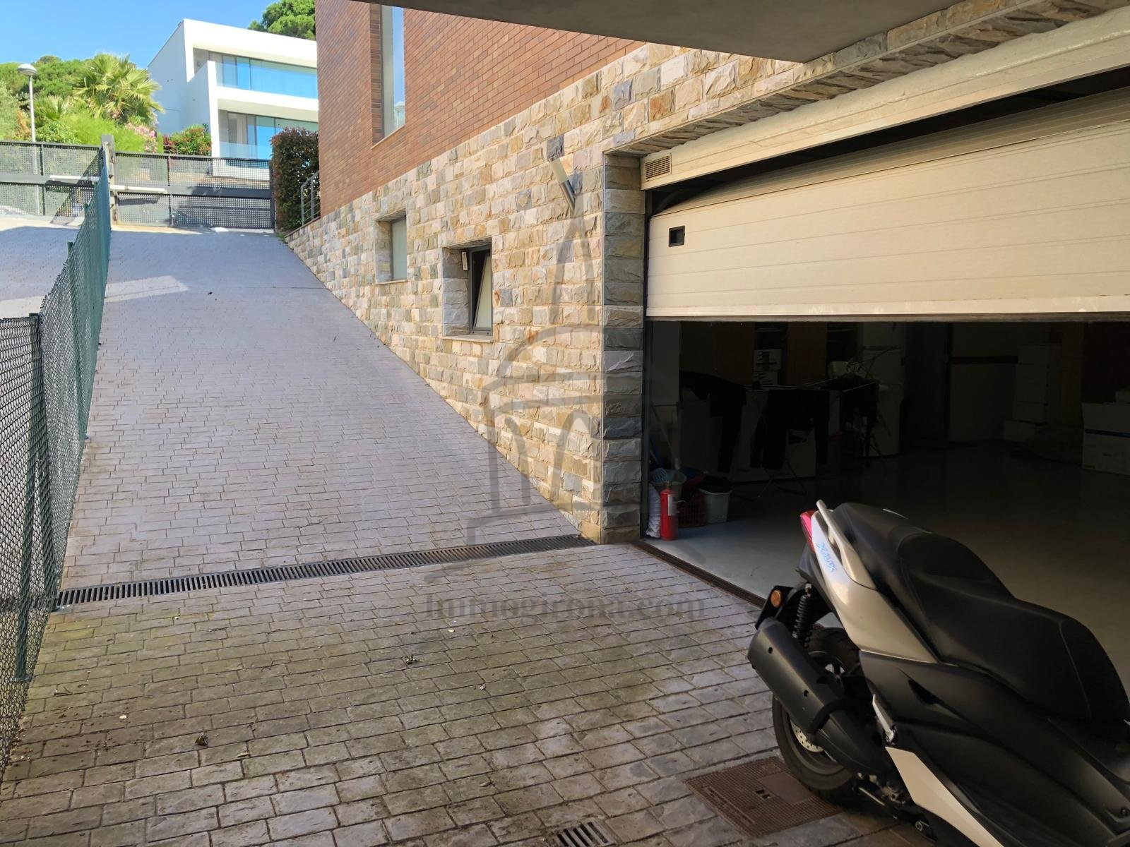 Una Casa de Somni a la Costa Brava: Modernitat i Confort a Sant Antoni de Calonge, Mas Vilar, a Torre Valentina