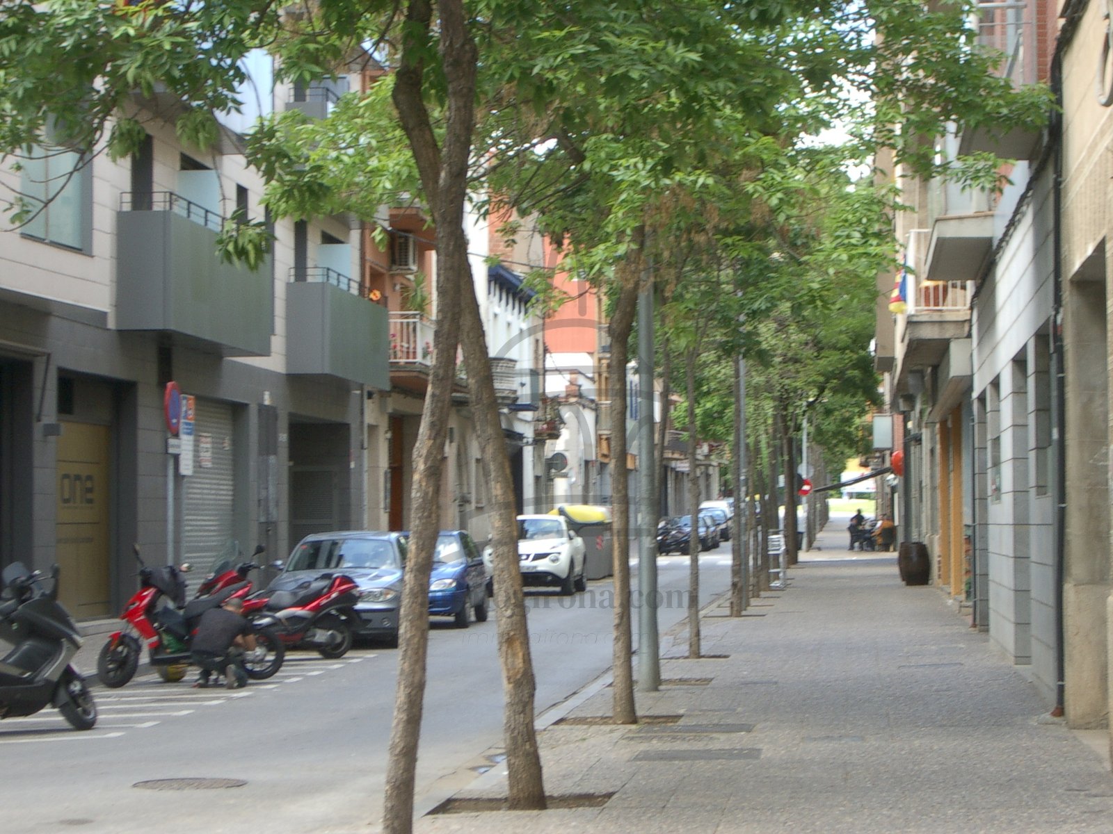 Построены коммерческие помещения площадью 240 м², в самом центре города.